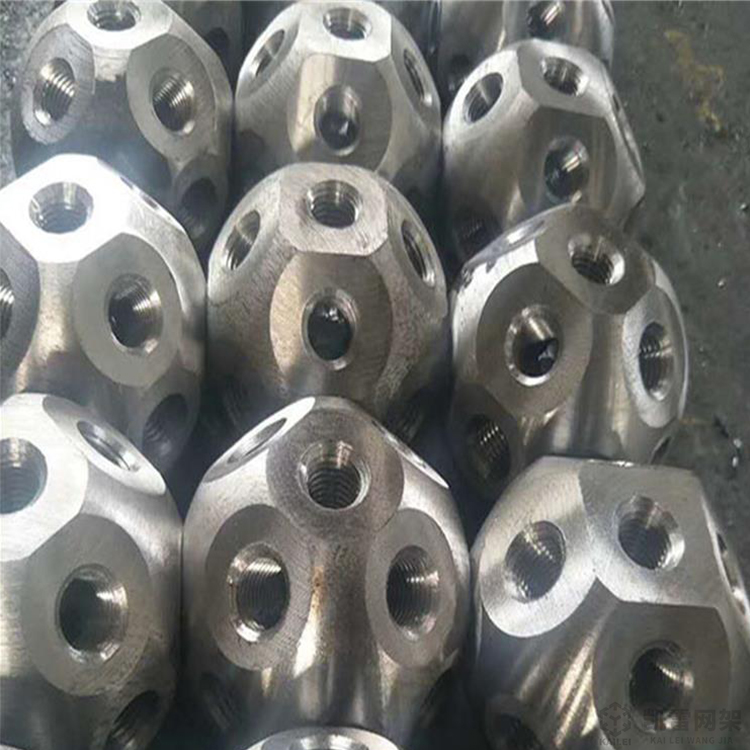 桂平螺栓球网架加工安装方法